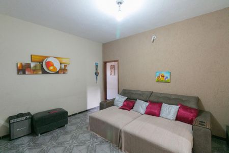 Casa à venda com 3 quartos, 180m² em Tupi, Belo Horizonte