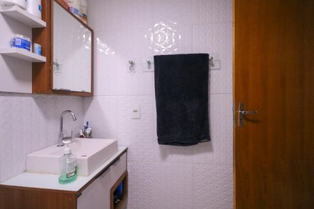 Apartamento para alugar com 44m², 2 quartos e sem vagaBanheiro