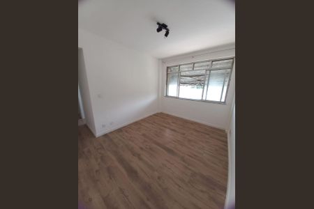 Sala de apartamento para alugar com 1 quarto, 42m² em Taquara, Rio de Janeiro