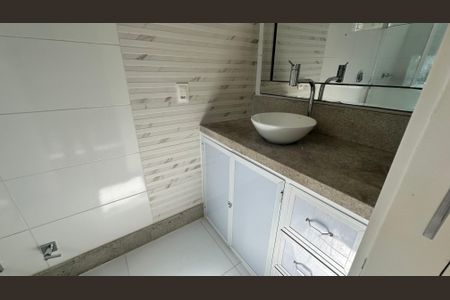 Casa à venda com 614m², 7 quartos e 8 vagas Casa à venda com 614m², 7 quartos e 8 vagasBanheiro do Quarto 4