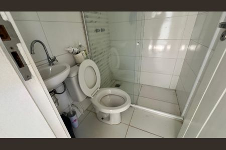 Casa à venda com 614m², 7 quartos e 8 vagas Casa à venda com 614m², 7 quartos e 8 vagasBanheiro de serviço