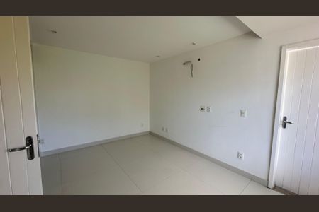 Casa à venda com 614m², 7 quartos e 8 vagas Casa à venda com 614m², 7 quartos e 8 vagasEdícula