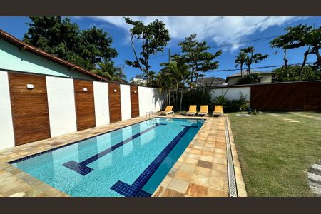 Casa à venda com 614m², 7 quartos e 8 vagas Casa à venda com 614m², 7 quartos e 8 vagasÁrea externa