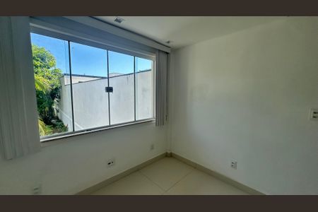 Casa à venda com 614m², 7 quartos e 8 vagas Casa à venda com 614m², 7 quartos e 8 vagasVaranda