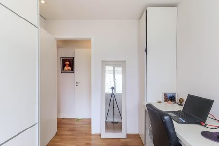 Apartamento à venda com 98m², 3 quartos e 2 vagasQuarto 2
