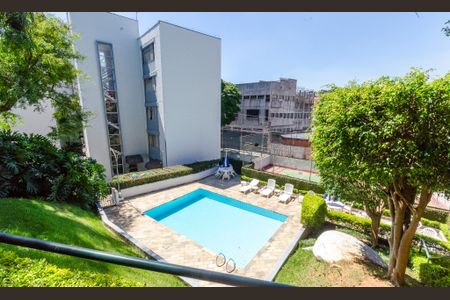 Apartamento para alugar com 43m², 2 quartos e 1 vaga Apartamento para alugar com 43m², 2 quartos e 1 vagaÁrea comum - Piscina