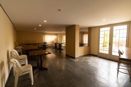 Apartamento à venda com 78m², 2 quartos e 2 vagasSalão de Festas