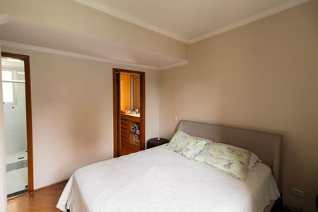 Apartamento à venda com 78m², 2 quartos e 2 vagasSuíte