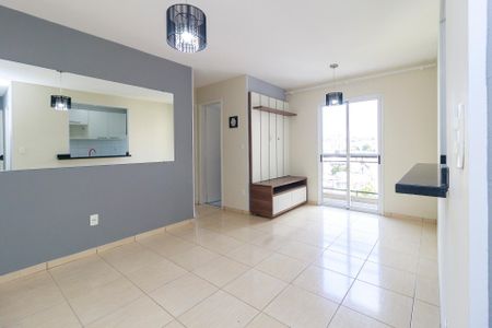 Sala de apartamento para alugar com 2 quartos, 56m² em Vila das Belezas, São Paulo