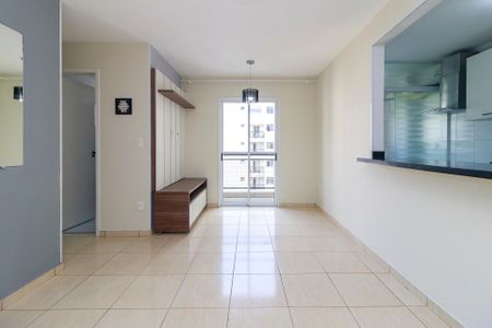 Sala de apartamento para alugar com 2 quartos, 56m² em Vila das Belezas, São Paulo