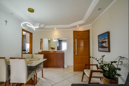 Apartamento à venda com 55m², 2 quartos e 1 vaga Apartamento à venda com 55m², 2 quartos e 1 vagaSala