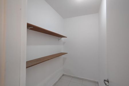 Apartamento para alugar com 162m², 3 quartos e 3 vagas Apartamento para alugar com 162m², 3 quartos e 3 vagasÁrea de Serviço