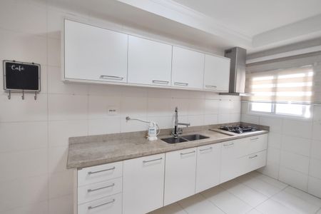 Apartamento para alugar com 162m², 3 quartos e 3 vagas Apartamento para alugar com 162m², 3 quartos e 3 vagasCozinha