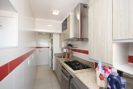 Apartamento à venda com 78m², 3 quartos e 2 vagasCozinha - Armários