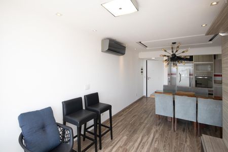 Sala  de apartamento à venda com 3 quartos, 78m² em Vila Medeiros, São Paulo