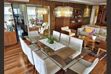 Foto 09 de apartamento à venda com 3 quartos, 208m² em Alto da Boa Vista, São Paulo