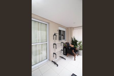 Apartamento à venda com 65m², 2 quartos e 1 vaga Apartamento à venda com 65m², 2 quartos e 1 vagaVaranda da Sala