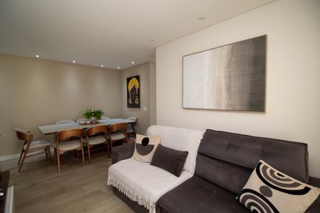 Apartamento à venda com 65m², 2 quartos e 1 vaga Apartamento à venda com 65m², 2 quartos e 1 vagaSala