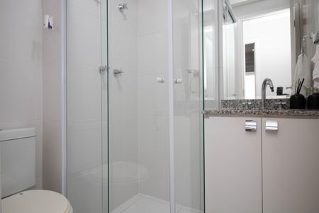 Apartamento à venda com 65m², 2 quartos e 1 vaga Apartamento à venda com 65m², 2 quartos e 1 vagaBanheiro