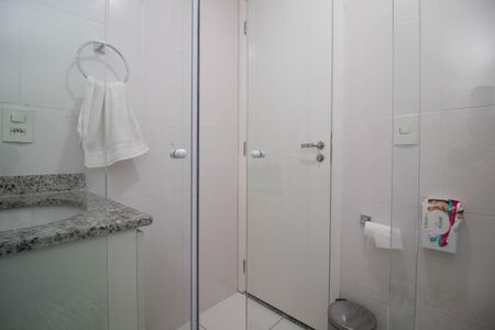 Apartamento à venda com 65m², 2 quartos e 1 vaga Apartamento à venda com 65m², 2 quartos e 1 vagaBanheiro