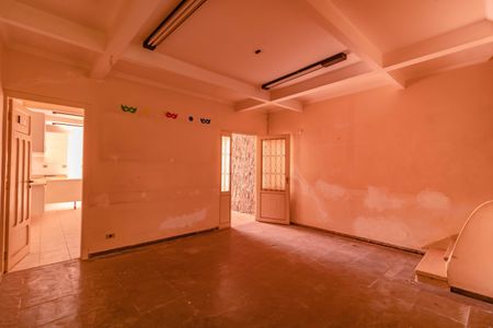 Casa para alugar com 3 quartos, 325m² em Vila da Saúde, São Paulo