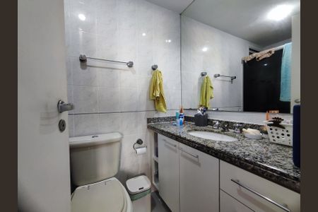Apartamento à venda com 84m², 3 quartos e 1 vagaBanheiro da Suíte