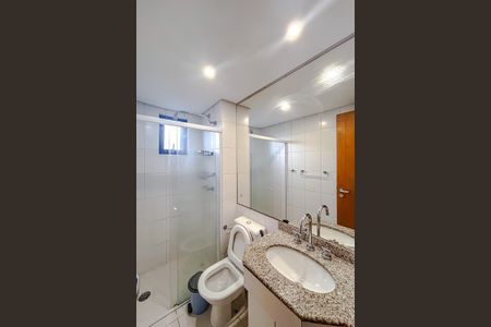 Apartamento para alugar com 53m², 2 quartos e 2 vagasBanheiro