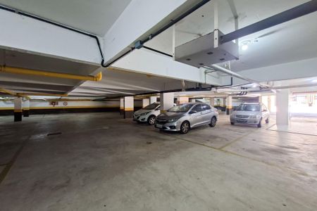 Apartamento para alugar com 60m², 1 quarto e 1 vaga Apartamento para alugar com 60m², 1 quarto e 1 vagaGaragem