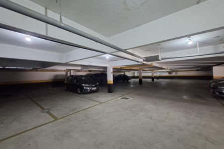 Apartamento para alugar com 60m², 1 quarto e 1 vaga Apartamento para alugar com 60m², 1 quarto e 1 vagaGaragem