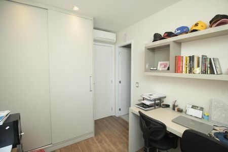 Apartamento à venda com 122m², 3 quartos e 2 vagasSuíte 3
