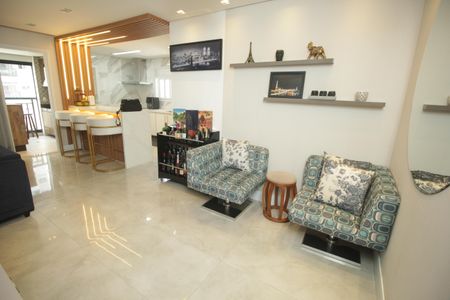 Apartamento à venda com 122m², 3 quartos e 2 vagasSala