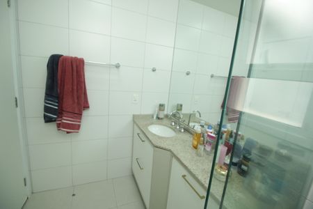Apartamento à venda com 122m², 3 quartos e 2 vagasBanheiro da Suíte 1
