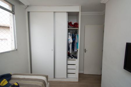 Quarto 1 de apartamento à venda com 2 quartos, 48m² em Jardim Riacho das Pedras, Contagem