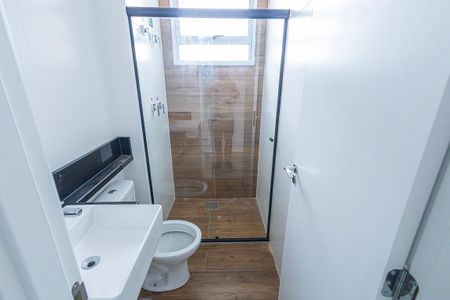 banheiro de apartamento para alugar com 1 quarto, 63m² em Pampulha, Belo Horizonte