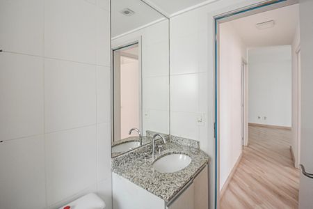Apartamento para alugar com 69m², 3 quartos e 1 vaga Apartamento para alugar com 69m², 3 quartos e 1 vagaBanheiro