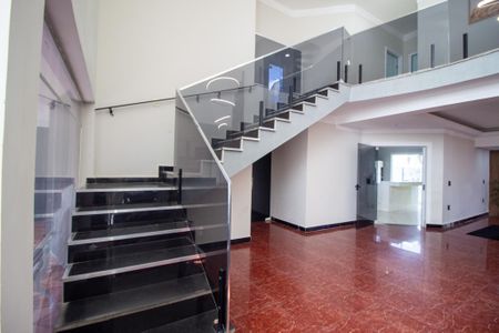 Sala  de casa de condomínio para alugar com 4 quartos, 479m² em Loteamento Dinora Rosa, Sorocaba