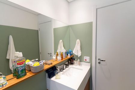 Apartamento para alugar com 68m², 2 quartos e 1 vaga Apartamento para alugar com 68m², 2 quartos e 1 vagaBanheiro da Suíte