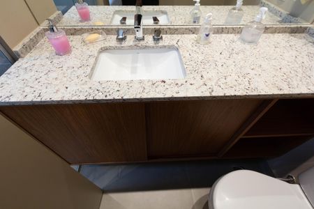 Apartamento para alugar com 68m², 2 quartos e 1 vaga Apartamento para alugar com 68m², 2 quartos e 1 vagaBanheiro