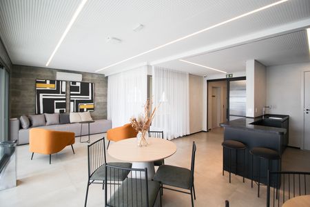 Apartamento para alugar com 68m², 2 quartos e 1 vaga Apartamento para alugar com 68m², 2 quartos e 1 vagaÁrea comum - Salão de festas