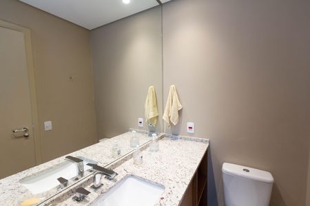 Apartamento para alugar com 68m², 2 quartos e 1 vaga Apartamento para alugar com 68m², 2 quartos e 1 vagaBanheiro