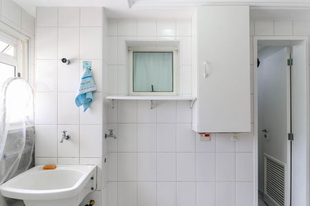 Apartamento para alugar com 133m², 3 quartos e 2 vagasÁrea de Serviço