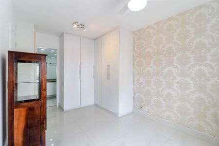 Apartamento para alugar com 133m², 3 quartos e 2 vagasSuíte 1