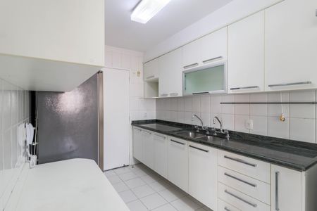Apartamento para alugar com 133m², 3 quartos e 2 vagasCozinha