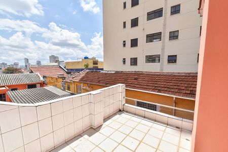 Casa à venda com 292m², 4 quartos e 8 vagas Casa à venda com 292m², 4 quartos e 8 vagasVaranda da suíte