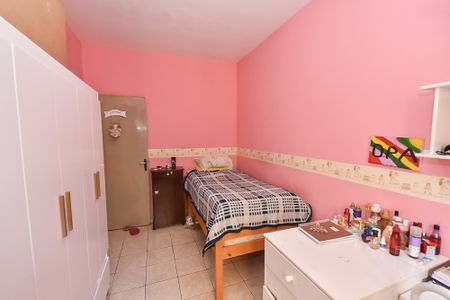 Casa à venda com 292m², 4 quartos e 8 vagas Casa à venda com 292m², 4 quartos e 8 vagasQuarto 2