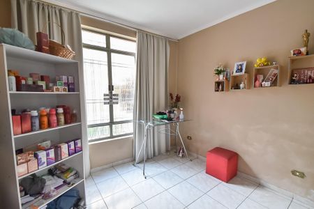 Casa à venda com 292m², 4 quartos e 8 vagas Casa à venda com 292m², 4 quartos e 8 vagasSala de tv