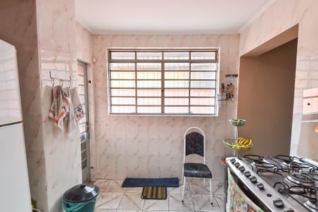 Casa à venda com 292m², 4 quartos e 8 vagas Casa à venda com 292m², 4 quartos e 8 vagasCozinha