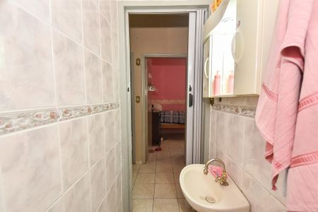 Casa à venda com 292m², 4 quartos e 8 vagas Casa à venda com 292m², 4 quartos e 8 vagasBanheiro