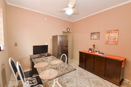 Casa à venda com 292m², 4 quartos e 8 vagas Casa à venda com 292m², 4 quartos e 8 vagasCopa