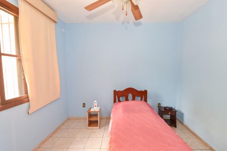 Casa à venda com 292m², 4 quartos e 8 vagas Casa à venda com 292m², 4 quartos e 8 vagasQuarto 1